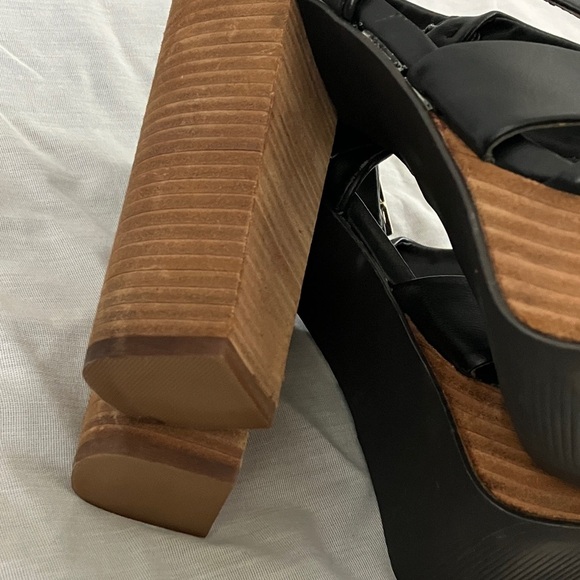 MIA 8 1/2 Black and Brown Platform Heels vegan - Picture 6 of 16